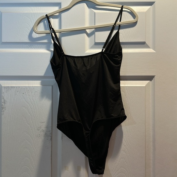 Urban Outfitters Out From Under Black Slinky Draped Cowl Neck Bodysuit L - Picture 8 of 9